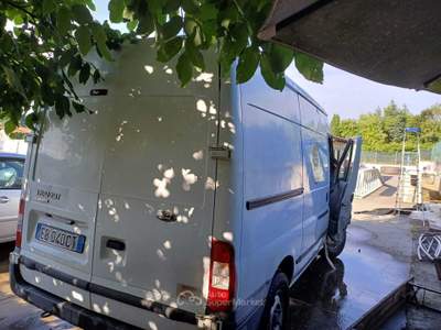 Ford Transit/Tourneo/Bus Mezzo incidentato, motore, cambio,radiatore sono aposto! usata Santa Giuletta