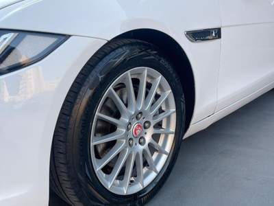 Jaguar XE  2.0 D Turbo aut. Prestige Bus. Ed. usata Taranto