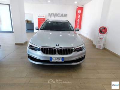 BMW Serie 5 520d 520d xDrive Business aut. Grigio usata Isola del Liri