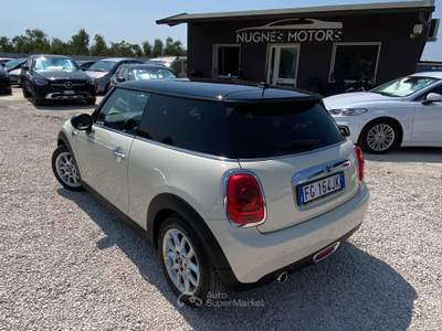 MINI 1.5 Cooper D Hype 5 1.5 One D (F56) Boost DIESEL,IVA ESPOSTA,NEOPATENTATI,UNICO PROPRIETARIO, Bianco usata Corato