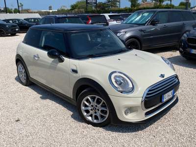 MINI 1.5 Cooper D Hype 5 1.5 One D (F56) Boost DIESEL,IVA ESPOSTA,NEOPATENTATI,UNICO PROPRIETARIO, Bianco usata Corato
