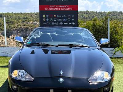 Jaguar XK 4.0i V8 Convertibile Nero usata Castellaneta
