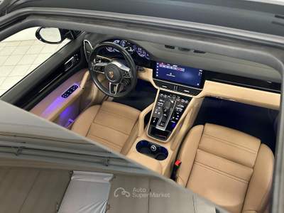 Porsche Cayenne Cayenne 3.0 V6 E-Hybrid Platinum Edition Grigio usata Verbania