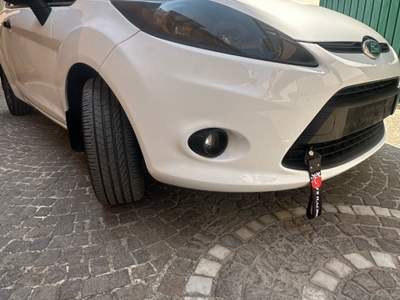 Ford Fiesta Ford fiesta titanium allestimento ST Bianco usata Portico di Caserta
