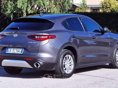 Alfa Romeo Stelvio Alfa Romeo STELVIO 2.2 Turbo Diesel 190CV AT8 Q4 Grigio usata Campodarsego