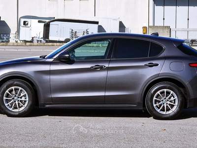 Alfa Romeo Stelvio Alfa Romeo STELVIO 2.2 Turbo Diesel 190CV AT8 Q4 Grigio usata Campodarsego