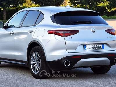 Alfa Romeo Stelvio Alfa Romeo STELVIO 2.2 Turbo Diesel 190CV AT8 Q4 Sprint Grigio usata Campodarsego