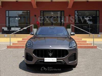 Maserati Grecale Grecale 2.0 mhev Modena 330cv auto Grigio usata Pistoia