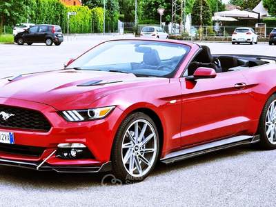 Ford Mustang Ford Mustang 3.7 V6 Cabrio Rosso usata Campodarsego