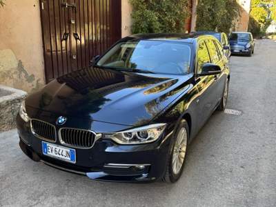 BMW Serie 3 320d BMW 320d Touring xdrive Luxury Blu/Azzurro usata Andria