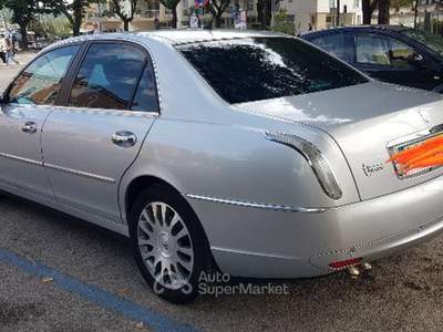 Lancia Thesis x Argento usata Ascoli Piceno