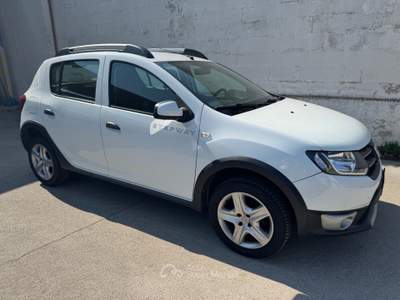 Dacia Sandero TurboGPL 90CV Start&Stop Lauréate Bianco usata MOLFETTA