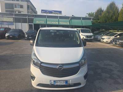 Opel Vivaro 9 POSTI - UNICOPROPRIETARIO Bianco usata Brescia