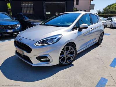 Ford Fiesta Fiesta 1.0 Ecoboost 100 CV 5p. ST-Line Grigio usata Prato Ford Fiesta Fiesta 1.0 Ecoboost 100 CV 5p. ST-Line Grigio usata Prato