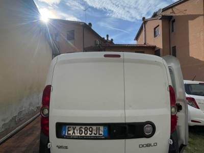 Fiat Doblò furgone Bianco usata Monteriggioni