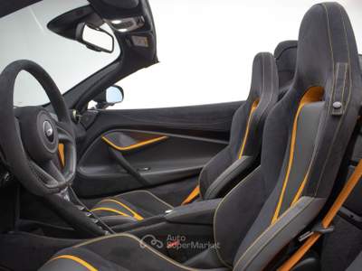 McLaren 720S 720s Spider Nero usata Cassola