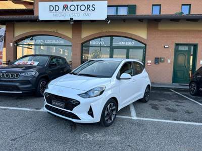 Hyundai i10 i10 1.0 MPI Connectline *NEOPATENTATI* Bianco usata Villanova Canavese