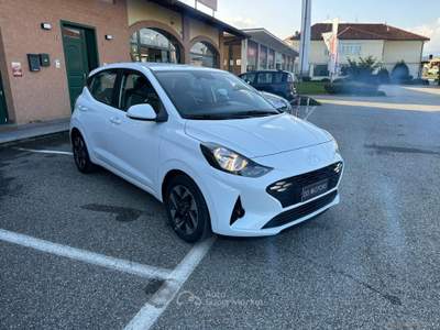 Hyundai i10 i10 1.0 MPI Connectline *NEOPATENTATI* Bianco usata Villanova Canavese