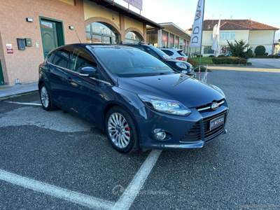 Ford Focus Focus 1.6 TDCi 110 CV 5p. Tit. DPF PER OPERATORI DEL SETTORE Grigio usata Villanova Canavese