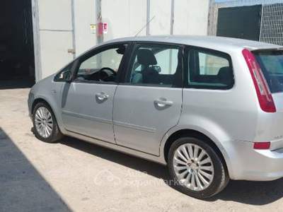 Ford C-Max adatta a neopatentati,tenuta in buono stato,meccanica perfetta  Argento usata Foggia