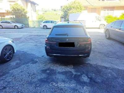 BMW Serie 5 520d 520d Touring mhev 48V xdrive Luxury auto(190cv) Blu/Azzurro usata Riccione
