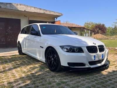 BMW Serie 3 320d xdrive Bianco usata Udine
