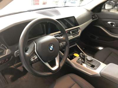 BMW Serie 3 318d d Touring Business Advantage aut. Argento usata Gambellara