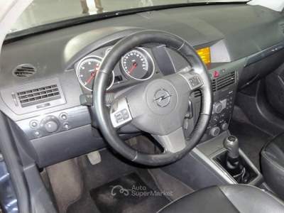 Opel Astra OPEL ASTRA COSMO 1.7 CDTI 100cv 5porte Euro4 Nero usata MANDATORICCIO