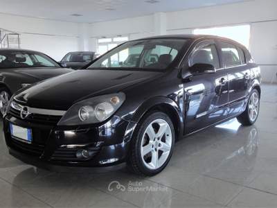 Opel Astra OPEL ASTRA COSMO 1.7 CDTI 100cv 5porte Euro4 Nero usata MANDATORICCIO