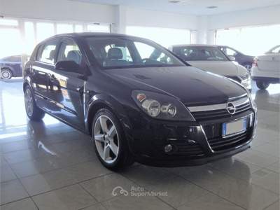 Opel Astra OPEL ASTRA COSMO 1.7 CDTI 100cv 5porte Euro4 Nero usata MANDATORICCIO