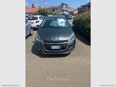 Peugeot 208 208 PureTech 82 5p. ACTIVE Grigio usata Zafferana Etnea