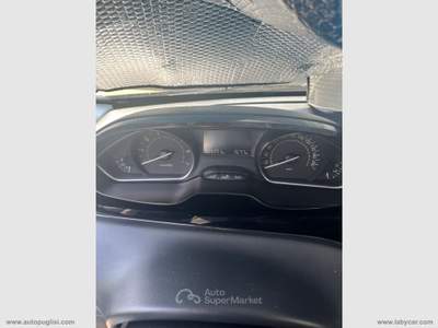 Peugeot 208 208 PureTech 82 5p. ACTIVE Grigio usata Zafferana Etnea