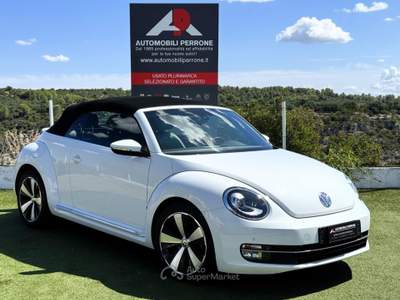 Volkswagen Maggiolino Cabrio 1.6 TDI DSG Exclusive Sport Bianco usata Castellaneta