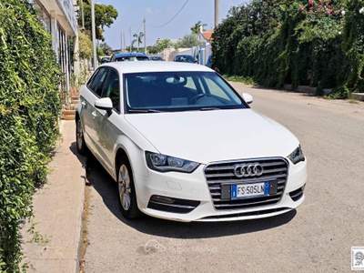 Audi A3  Sportback 1.6 tdi Young Bianco usata Ragusa