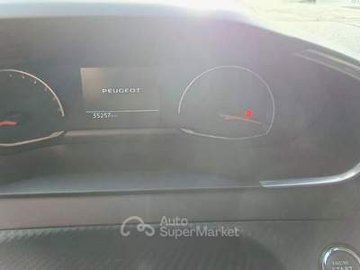 Peugeot 2008 1.2 puretech Allure s&s 100cv usata Aci Sant'Antonio