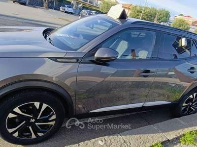 Peugeot 2008 1.2 puretech Allure s&s 100cv usata Aci Sant'Antonio