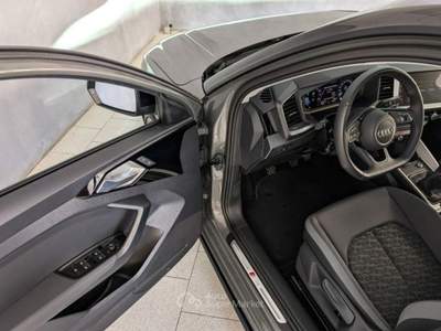 Audi A1 30 1.0 tfsi Identity Black 116cv s-tronic usata Licata