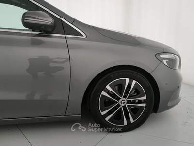 Mercedes-Benz Classe B B 180 d  street edition Grigio usata Livorno