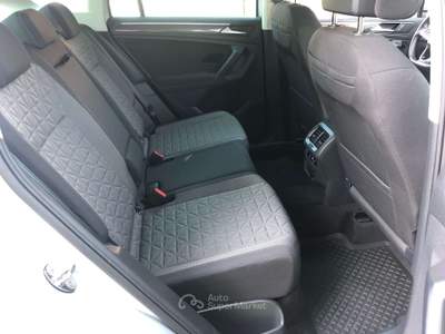 Volkswagen Tiguan 2.0 tdi Elegance 4motion 150cv dsg TAGLIANDI VW Argento usata SAN GIOVANNI IN PERSICETO