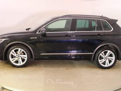 Volkswagen Tiguan 1.5 TSI 150 CV DSG ACT R-Line Nero usata Paruzzaro