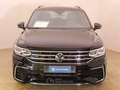 Volkswagen Tiguan 1.5 TSI 150 CV DSG ACT R-Line Nero usata Paruzzaro