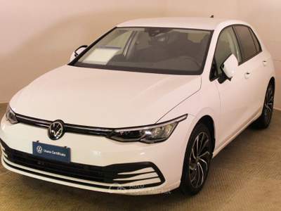 Volkswagen Golf 2.0 TDI 115 CV SCR Life Bianco usata Paruzzaro