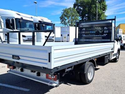 Maxus Deliver9 Chassis L4 gemellato+ cassone fisso Bianco usata Filago