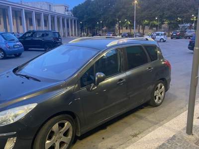 Peugeot 308 Station Wagon Grigio usata Cerignola