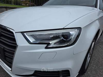 Audi A3 SPB 1.6 TDI 116 CV Business Bianco usata Alfianello
