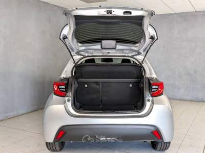 Toyota Yaris 1.5h Trend usata Licata