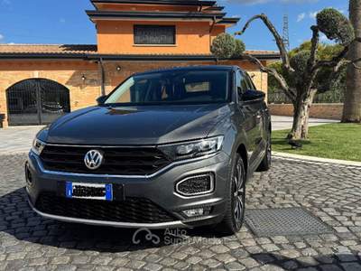 Volkswagen T-Roc 1.0 tsi Style 115cv NO VINCOLO FINANZ. Grigio usata Sant'Angelo Romano