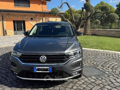 Volkswagen T-Roc 1.0 tsi Style 115cv NO VINCOLO FINANZ. Grigio usata Sant'Angelo Romano