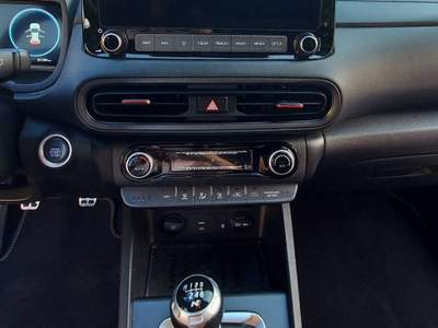 Hyundai Kona KONA 6 MARCE IBRIDA / BENZINA 51.000 KM 06/2021 Rosso usata Borgo Valbelluna
