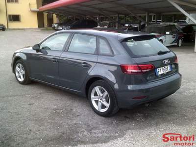 Audi A3  1.6 TDI S tronic Sport Grigio usata Mogliano Veneto